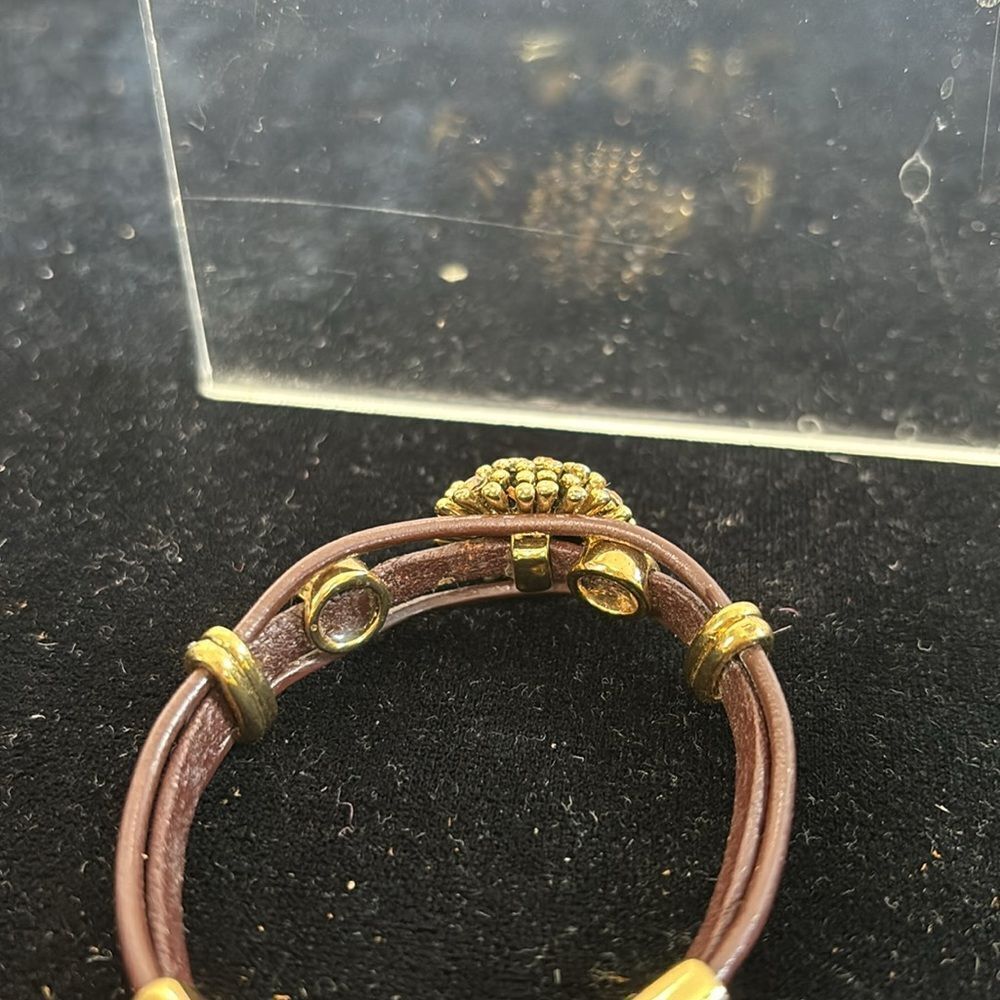 Leather w Rhinestone Dome Bracelet - Picture 6 of 7